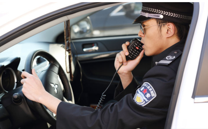 看完這篇文章，基本就可以自己動(dòng)手安裝車臺(tái)了