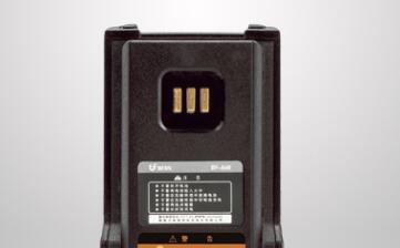 如何給對講機(jī)充電？